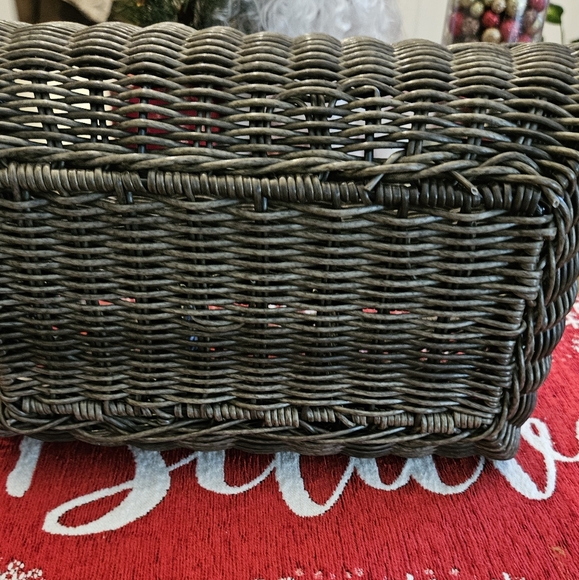 Utensil holder - Picture 3 of 3